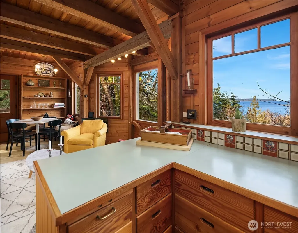 12825 SW Ober Beach Road Vashon WA 98070