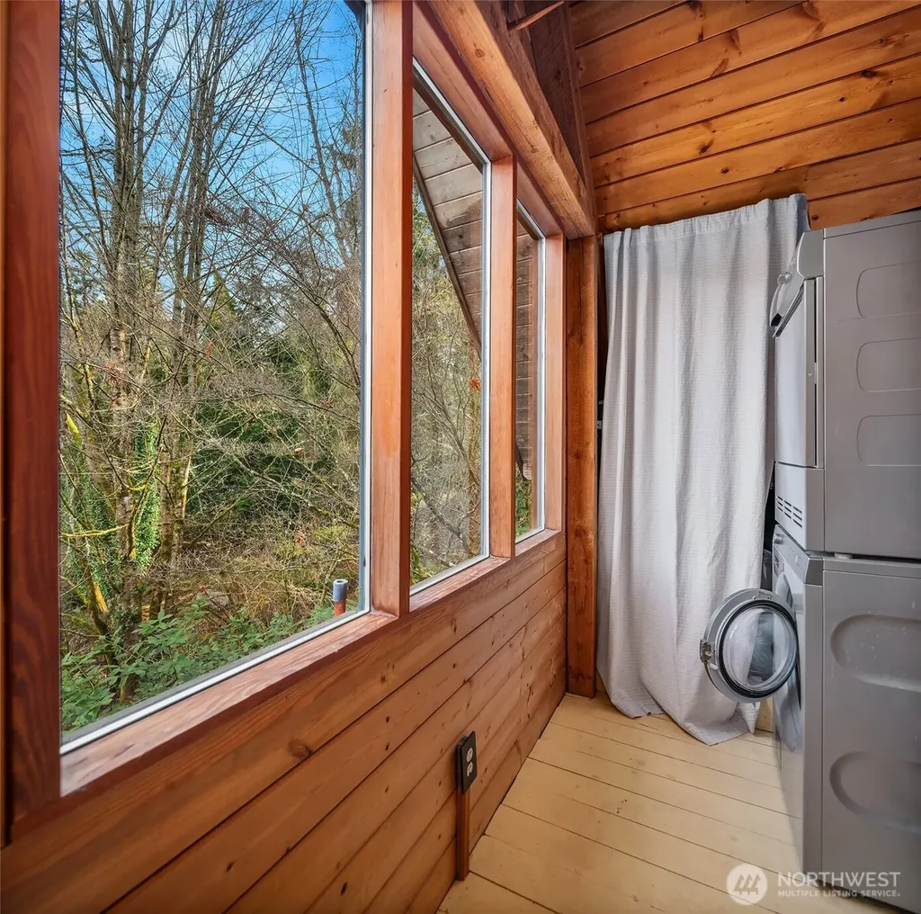 12825 SW Ober Beach Road Vashon WA 98070