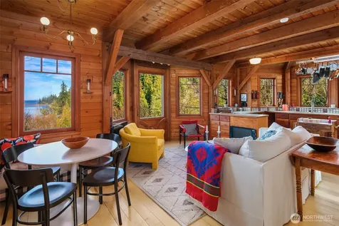 12825 SW Ober Beach Road Vashon WA 98070