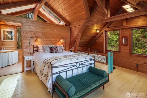 12825 SW Ober Beach Road Vashon WA 98070
