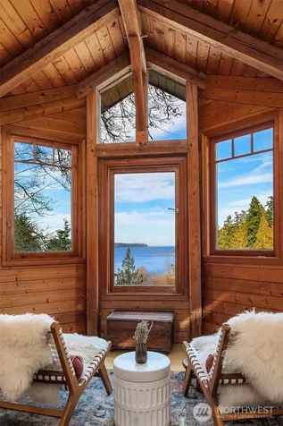 12825 SW Ober Beach Road Vashon WA 98070