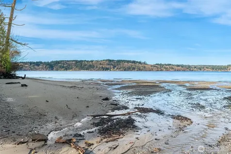 12825 SW Ober Beach Road Vashon WA 98070