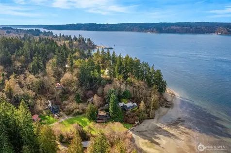 12825 SW Ober Beach Road Vashon WA 98070