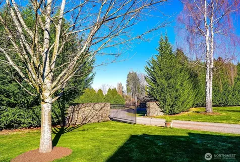 13789 NE 168th Street Woodinville WA 98072