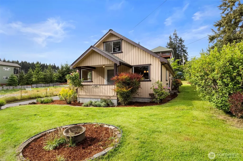 11040 NE Maine Street Kingston WA 98346