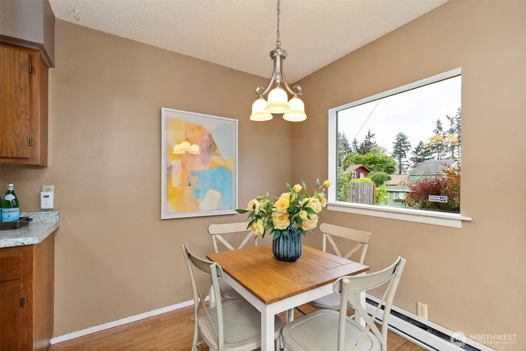 11040 NE Maine Street Kingston WA 98346