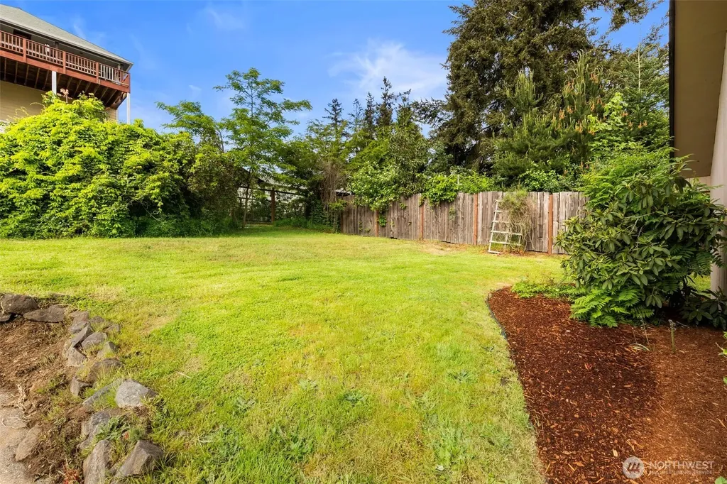11040 NE Maine Street Kingston WA 98346