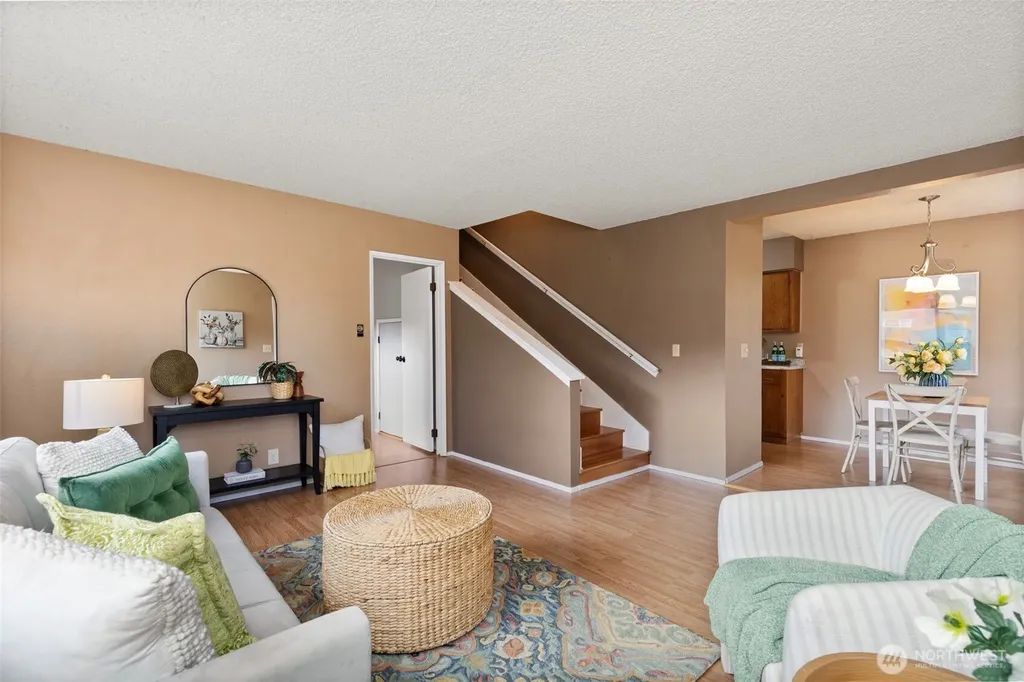 11040 NE Maine Street Kingston WA 98346
