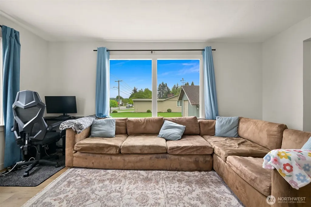 204 S 16th Street Lynden WA 98264