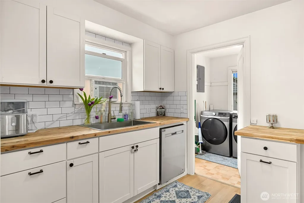 204 S 16th Street Lynden WA 98264