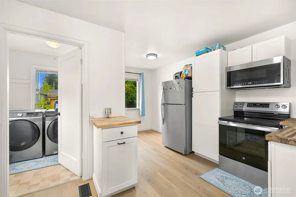 204 S 16th Street Lynden WA 98264
