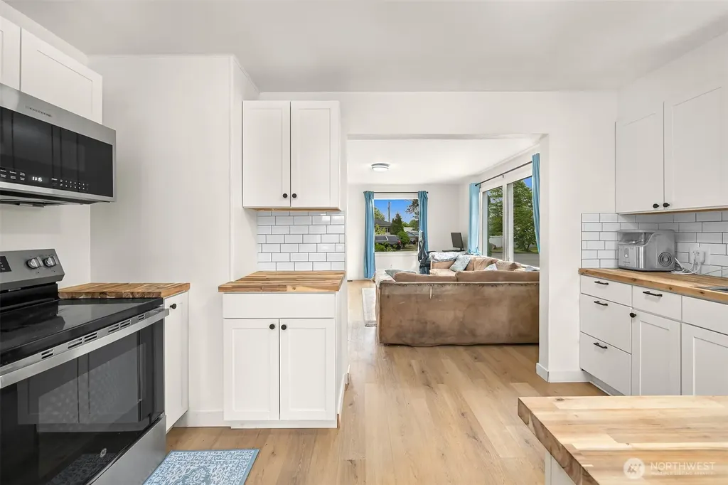 204 S 16th Street Lynden WA 98264