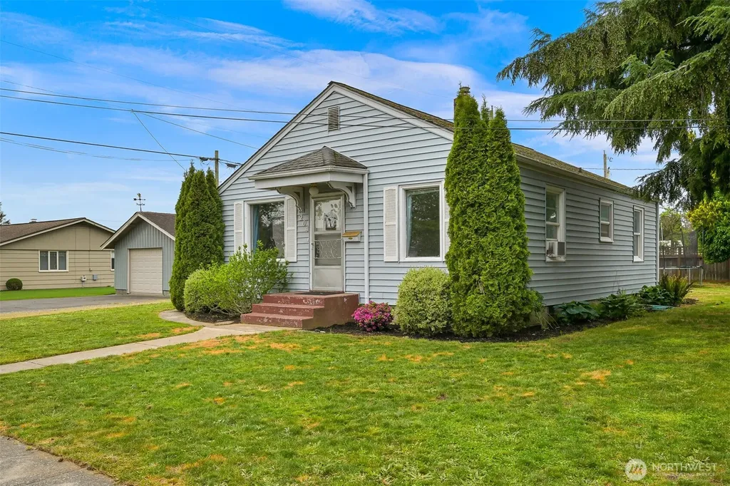 204 S 16th Street Lynden WA 98264
