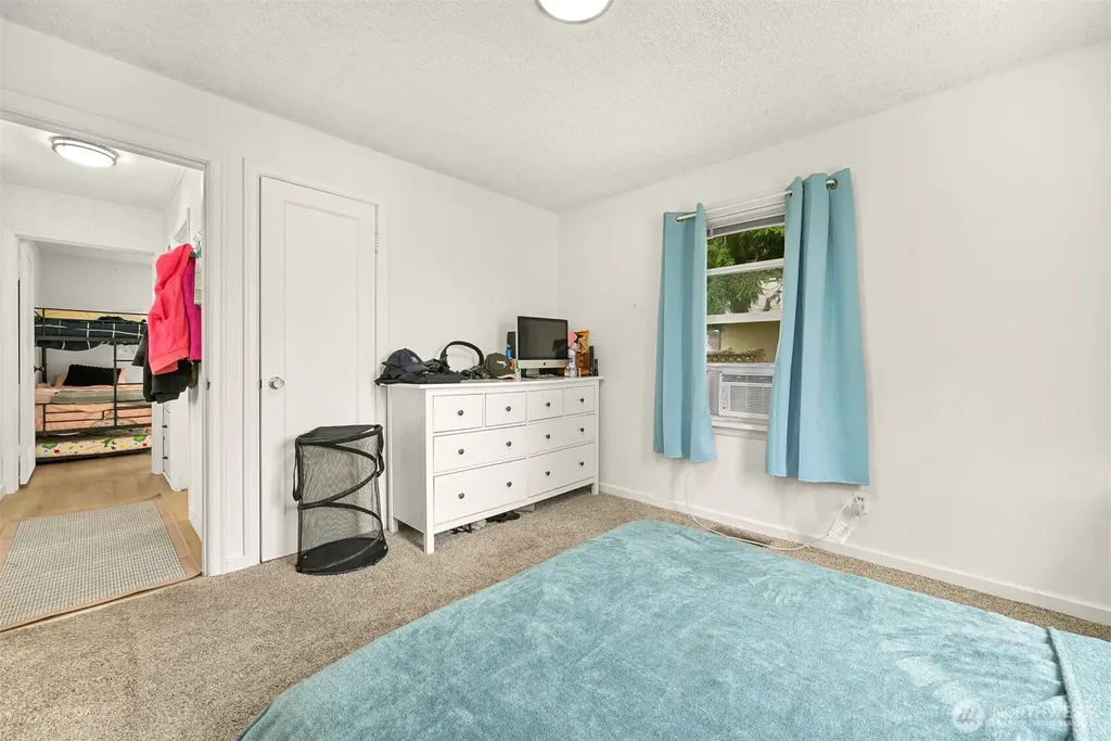 204 S 16th Street Lynden WA 98264