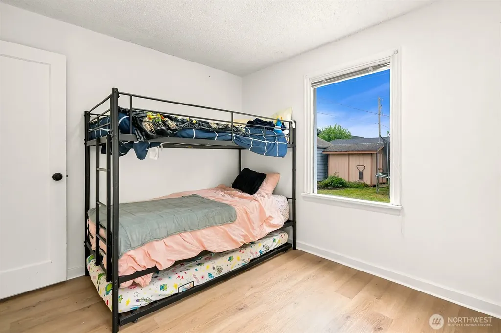 204 S 16th Street Lynden WA 98264