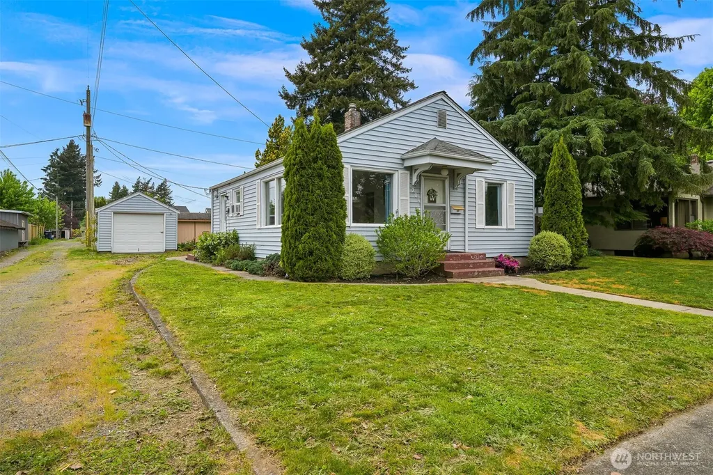 204 S 16th Street Lynden WA 98264