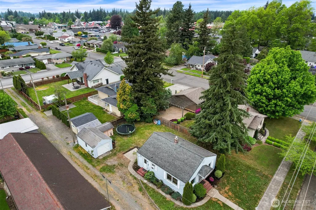 204 S 16th Street Lynden WA 98264