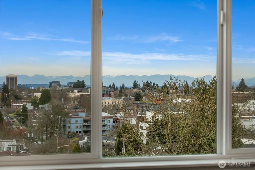 908 N 46th Street Seattle WA 98103