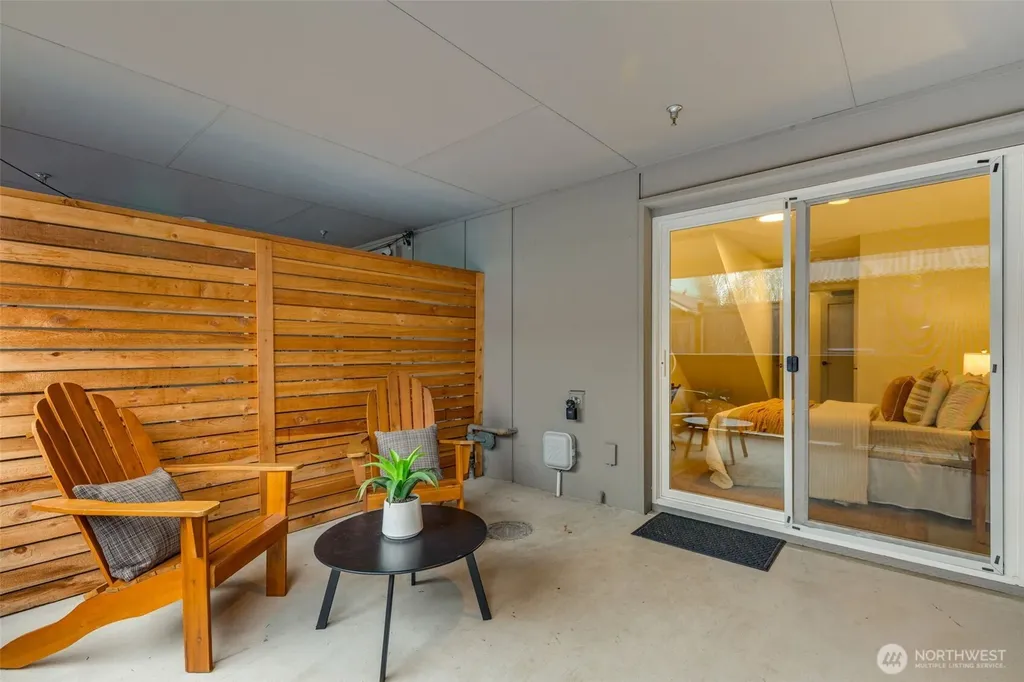 908 N 46th Street Seattle WA 98103