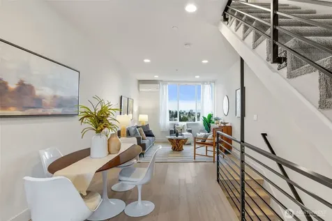 908 N 46th Street Seattle WA 98103
