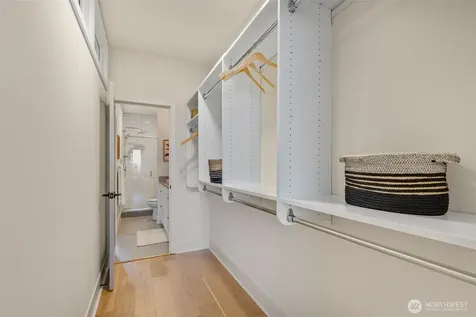 908 N 46th Street Seattle WA 98103