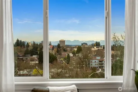 908 N 46th Street Seattle WA 98103