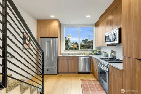 908 N 46th Street Seattle WA 98103