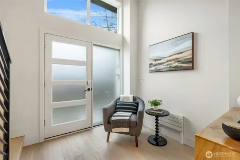 908 N 46th Street Seattle WA 98103