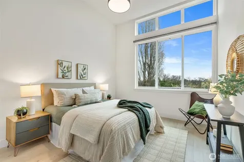 908 N 46th Street Seattle WA 98103