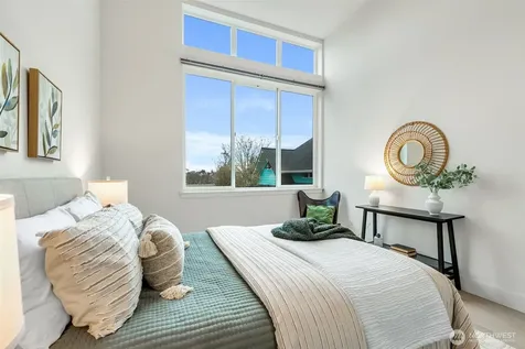908 N 46th Street Seattle WA 98103