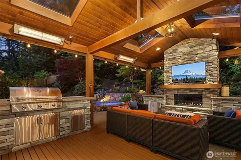 8512 213th Place NE Redmond WA 98053