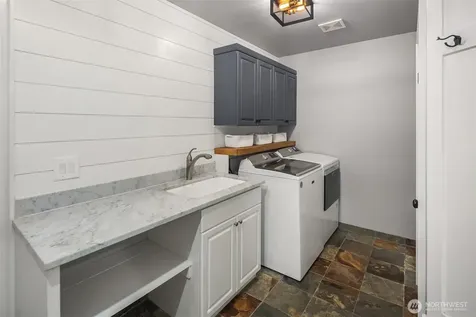 8512 213th Place NE Redmond WA 98053