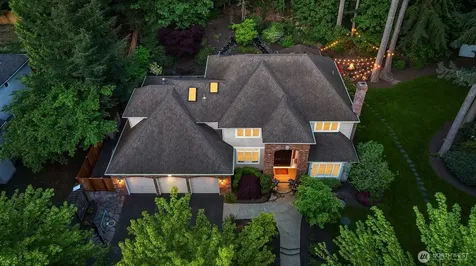 8512 213th Place NE Redmond WA 98053