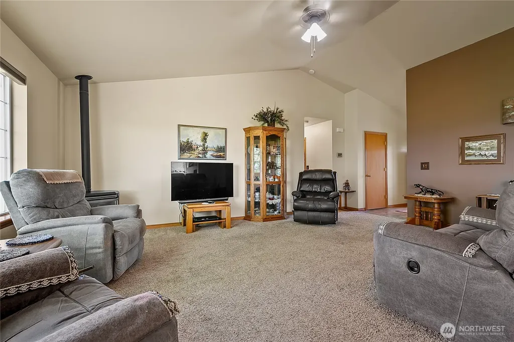 131 Latigo Lane Yakima WA 98901