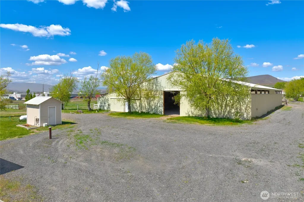 131 Latigo Lane Yakima WA 98901