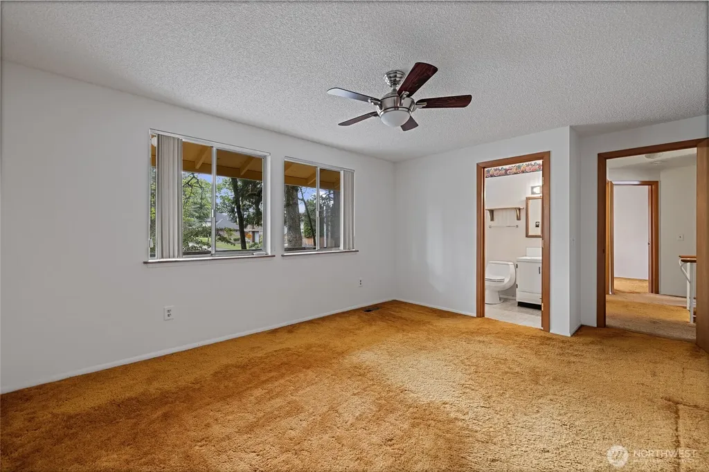 6323 89th Avenue W University Place WA 98467