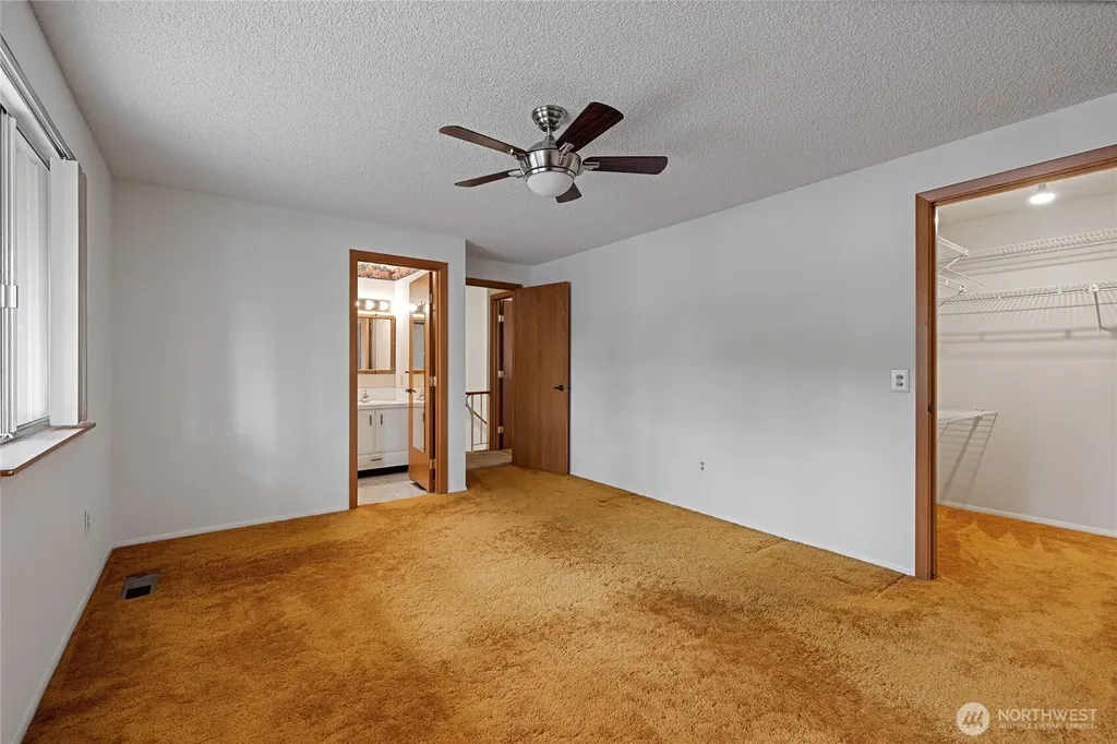 6323 89th Avenue W University Place WA 98467
