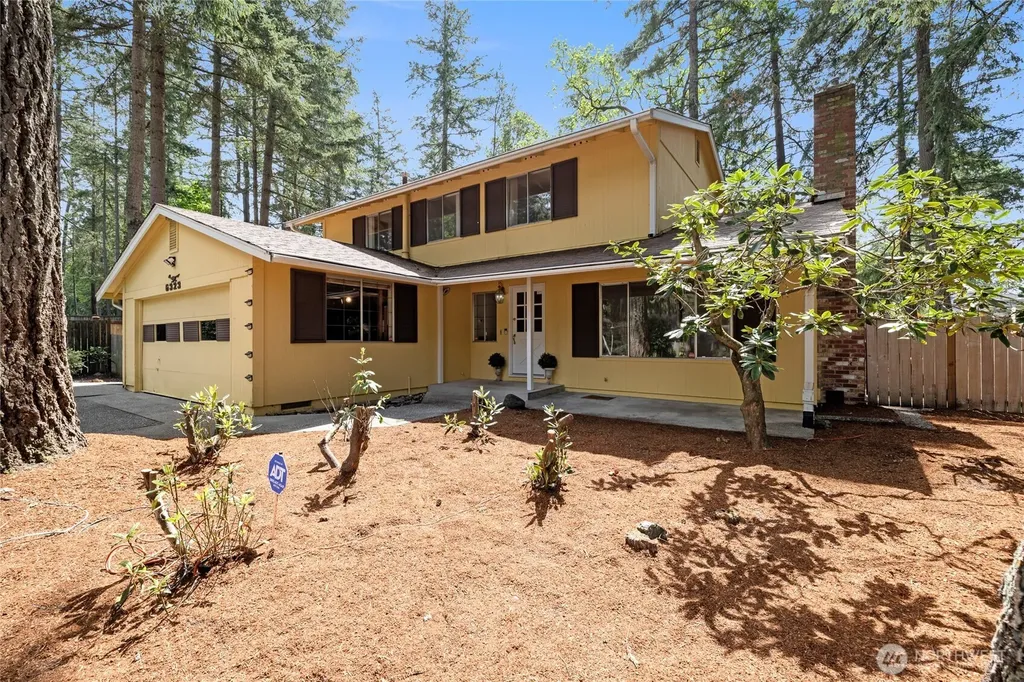 6323 89th Avenue W University Place WA 98467
