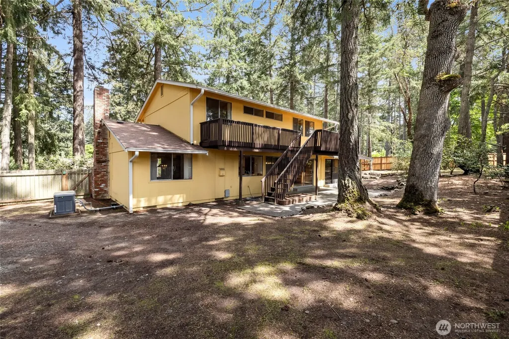 6323 89th Avenue W University Place WA 98467