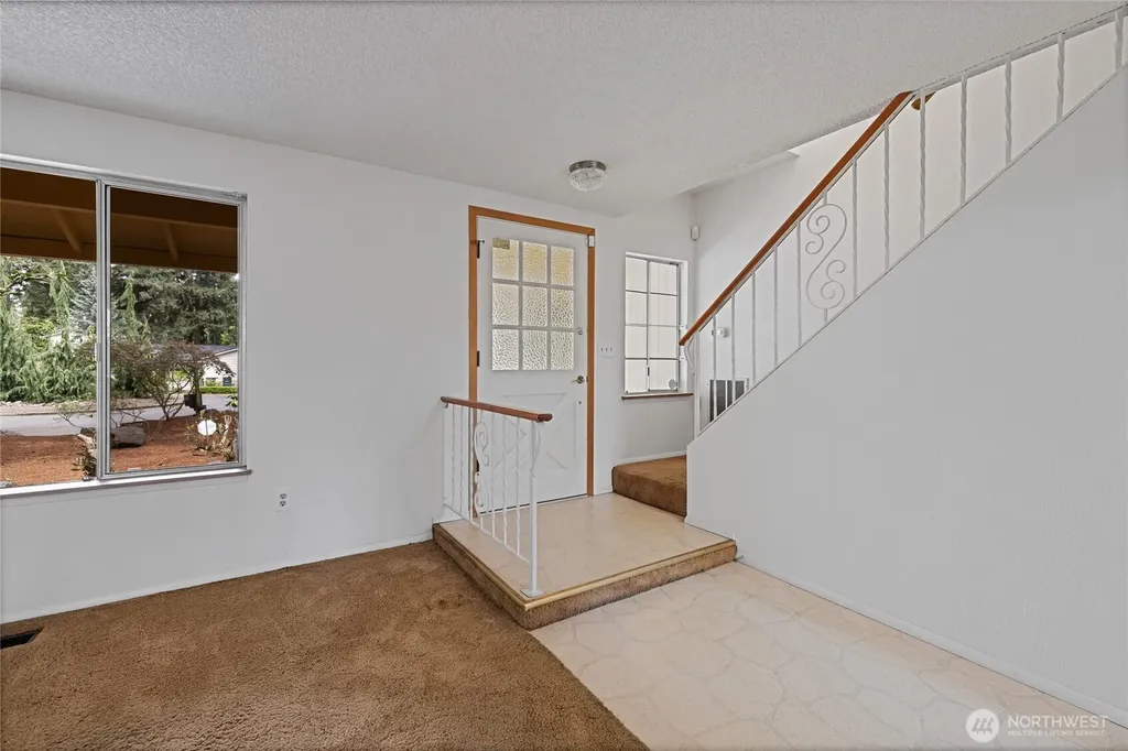 6323 89th Avenue W University Place WA 98467