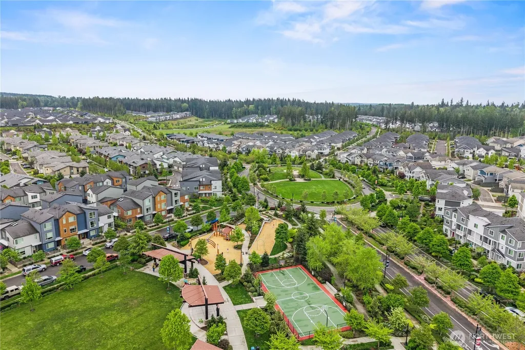 32879 Ten Trails Pkwy SE Black Diamond WA 98010