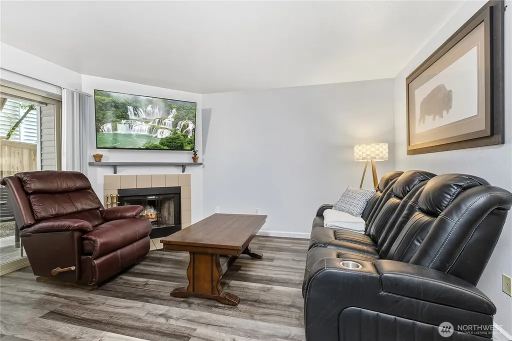 18200 73rd Avenue NE Kenmore WA 98028