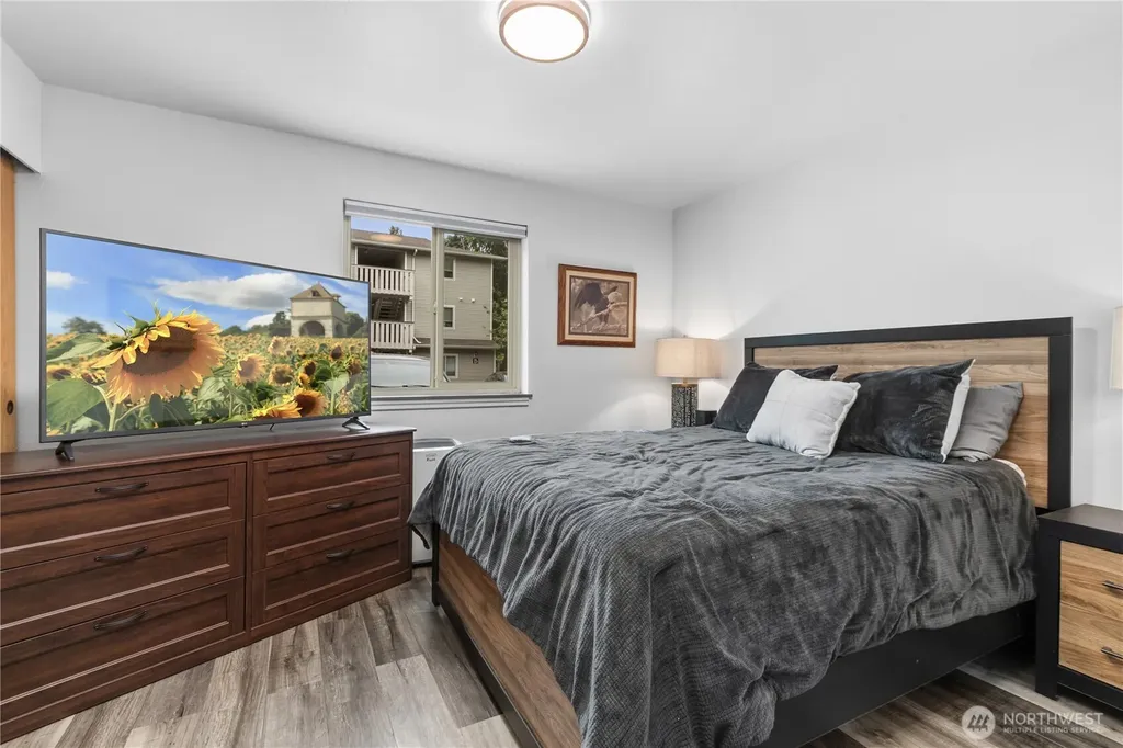 18200 73rd Avenue NE Kenmore WA 98028