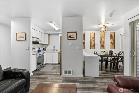 18200 73rd Avenue NE Kenmore WA 98028