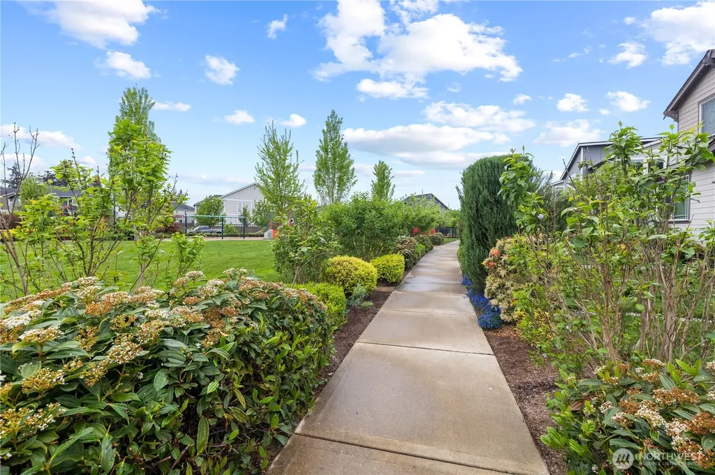 32828 SE Cottonwood Street Black Diamond WA 98010