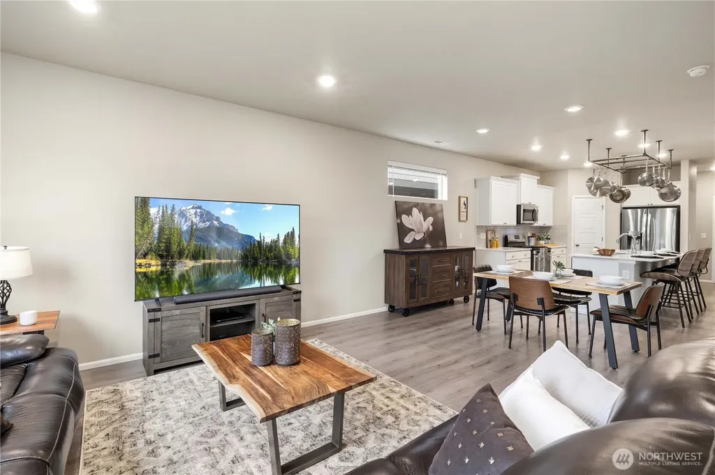32828 SE Cottonwood Street Black Diamond WA 98010