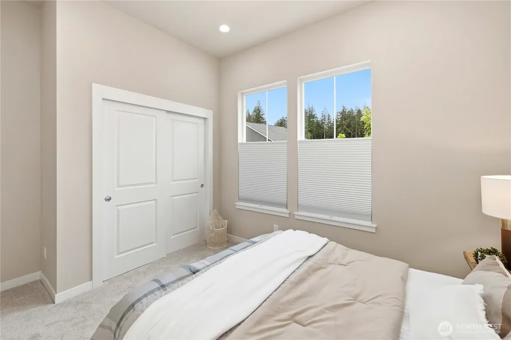 23612 SE Aspen Street Black Diamond WA 98010