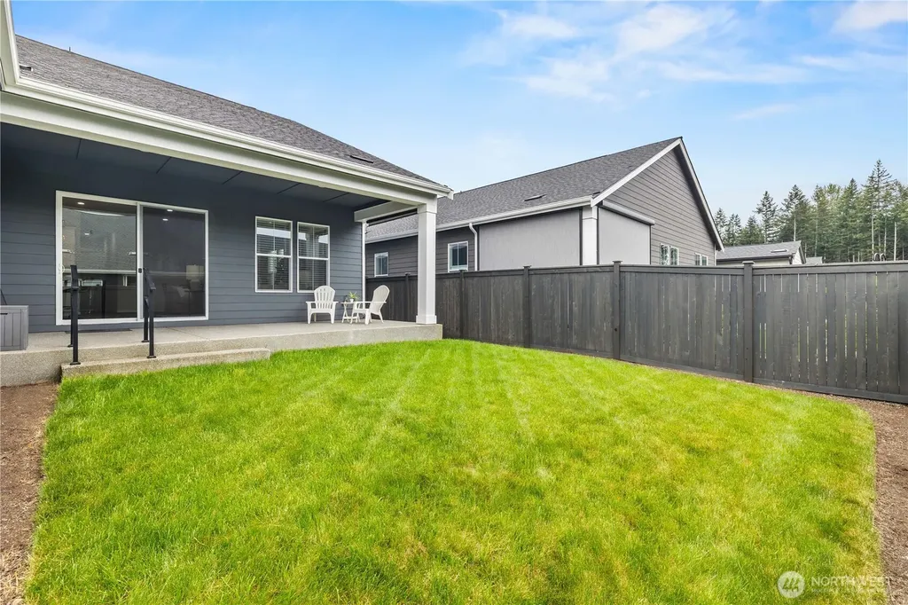 23612 SE Aspen Street Black Diamond WA 98010