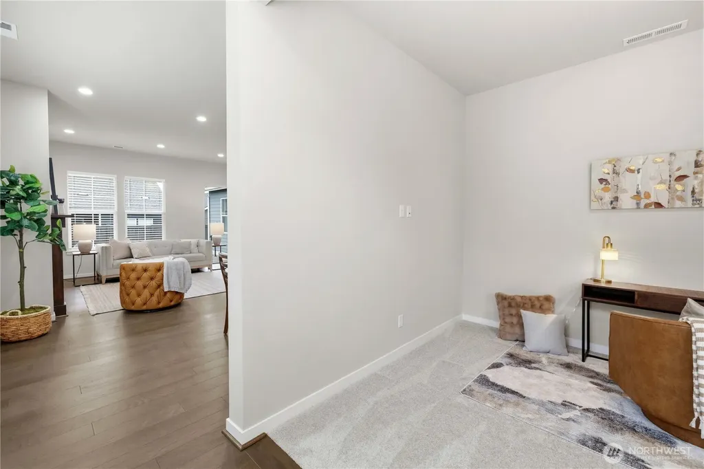 23612 SE Aspen Street Black Diamond WA 98010