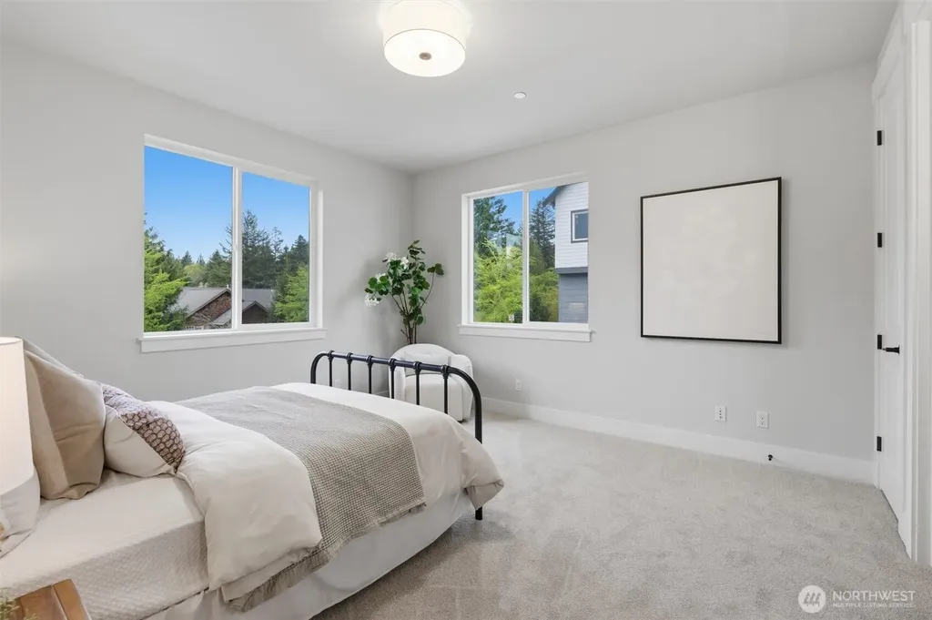 414 222nd Place SE Sammamish WA 98074